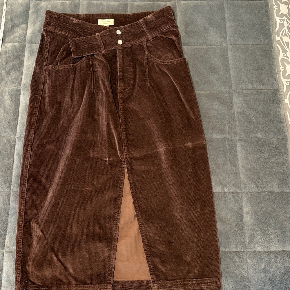 Pilcro Rich Brown Corduroy Skirt Front split. - Picture 1 of 5